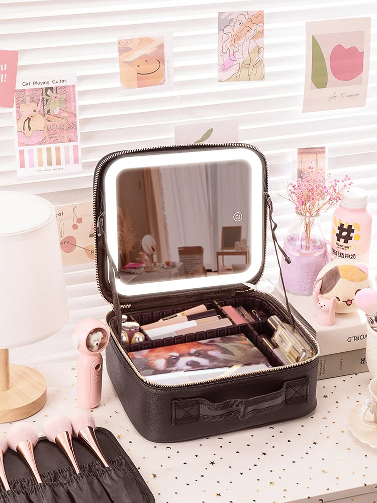 Ninna Vanity Case packed and ready to travel