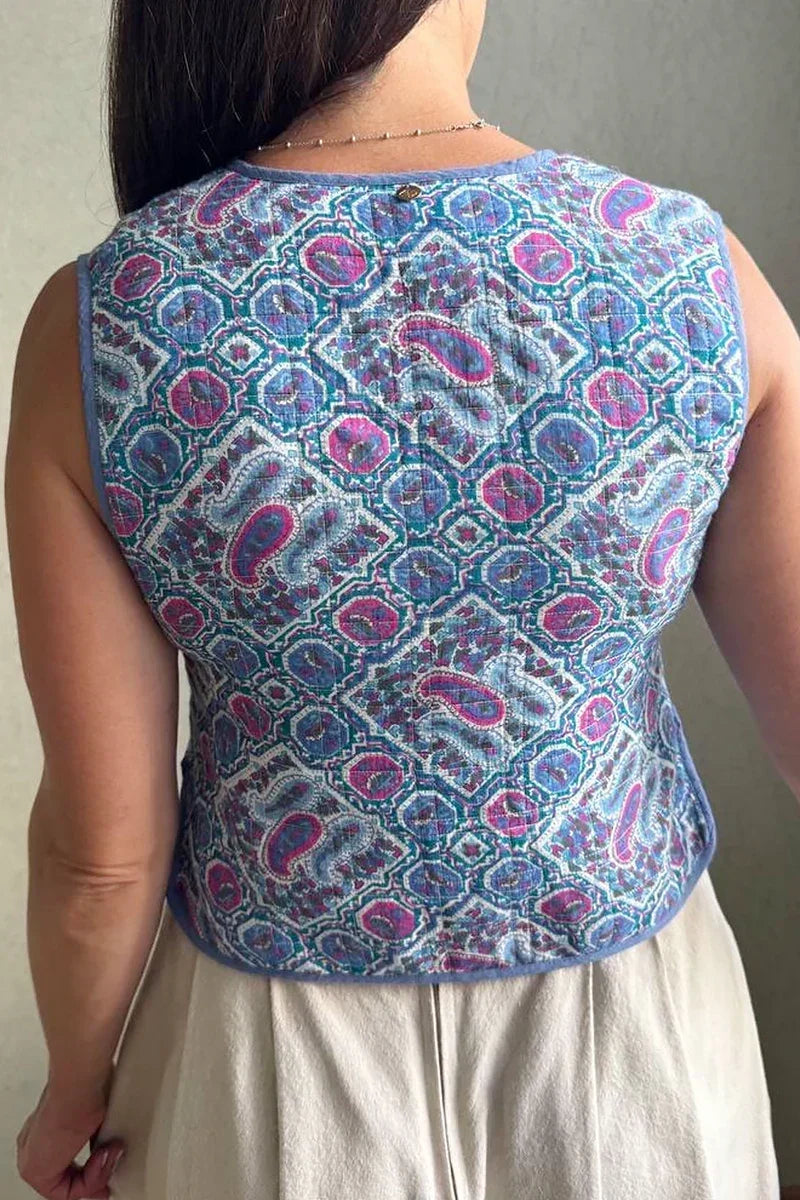 Side view of the Alessine printed slim waistcoat