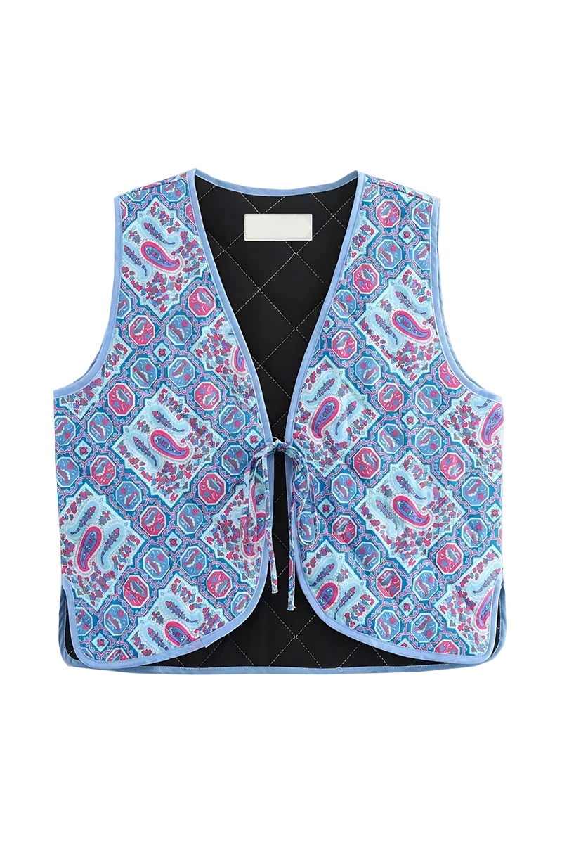 Close-up of the print on the Alessine slim waistcoat