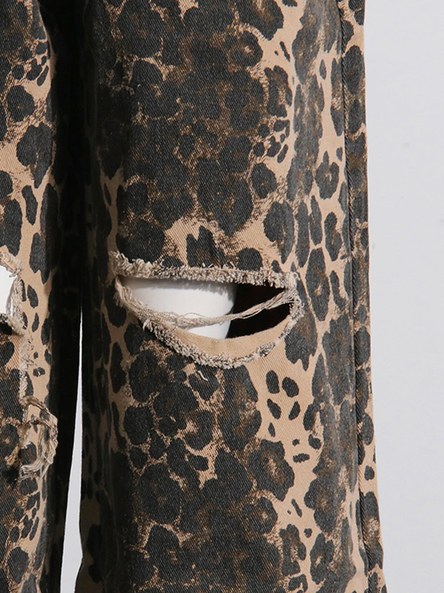 Kaia Wildcat jeans shown on a model