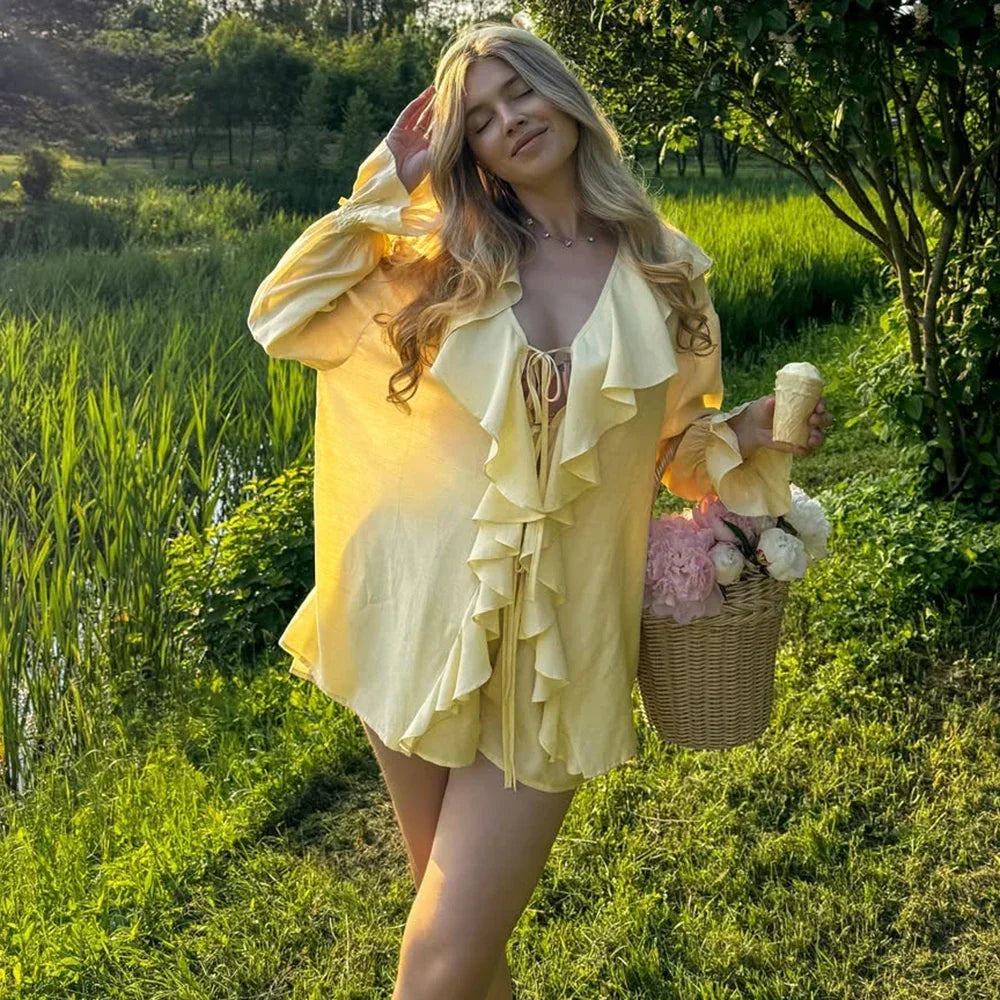 Pleated detail on the Saphira blouse