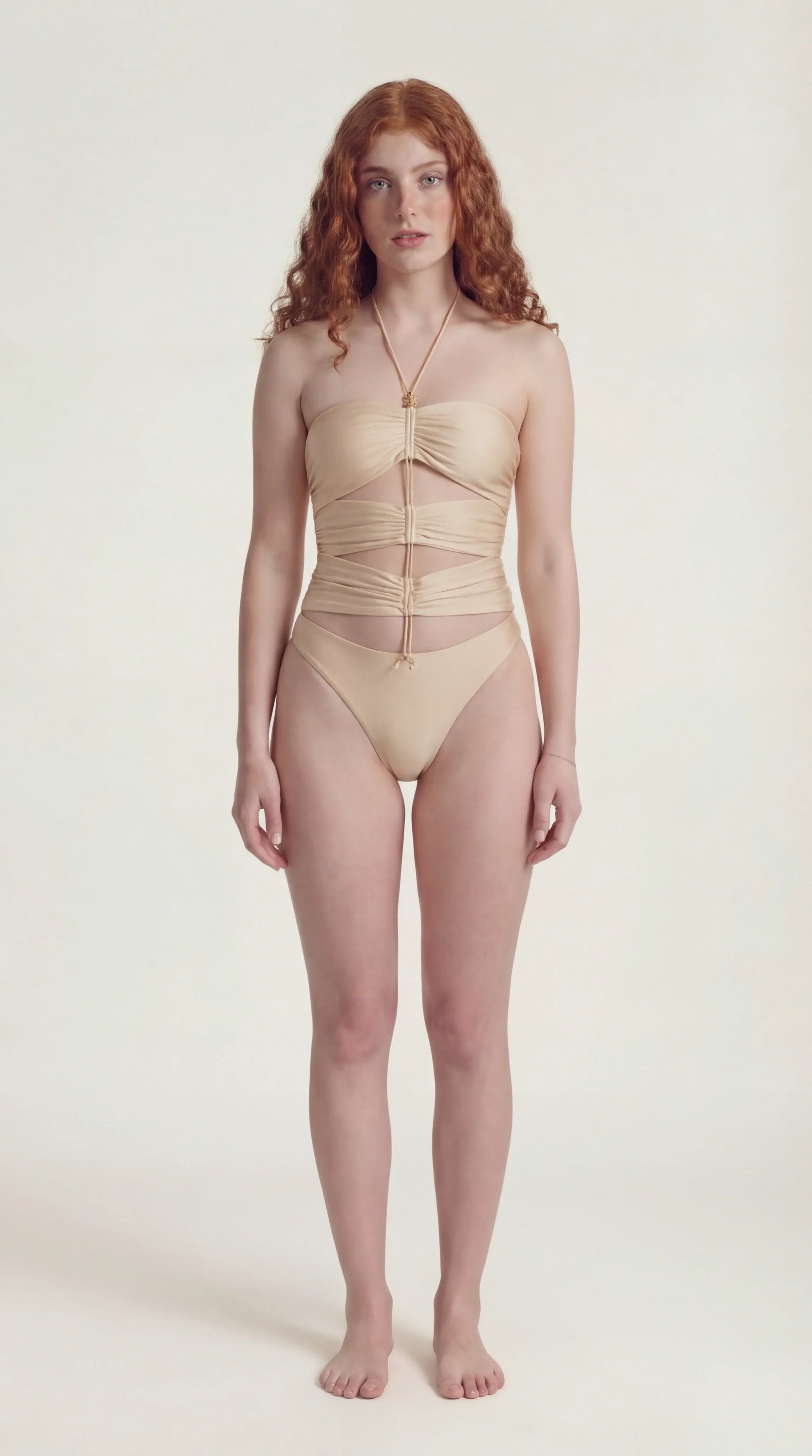 Front view of the Ninna Suelly white bodysuit